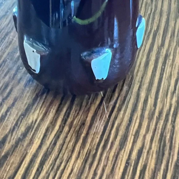 Vintage Black Ceramic Salt and Pepper Shakers - Picture 11 of 11